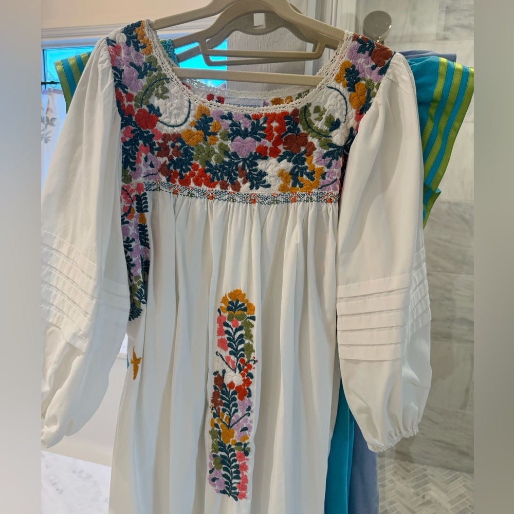 Mi Golondrina midi size small, only worn a handful of times!